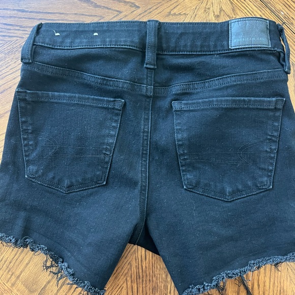 American eagle shorts! Size 0 - Picture 4 of 5